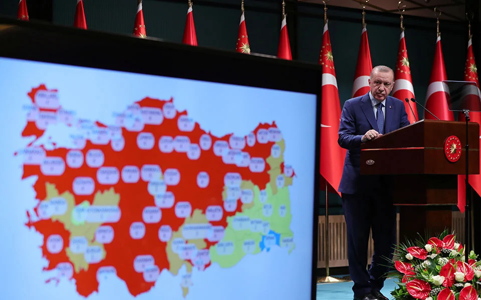 103 απόστρατοι του Ναυτικού ζητούν από τον Ρ.Τ.Ερντογάν να σταματήσει την ισλαμοποίηση των ΕΔ