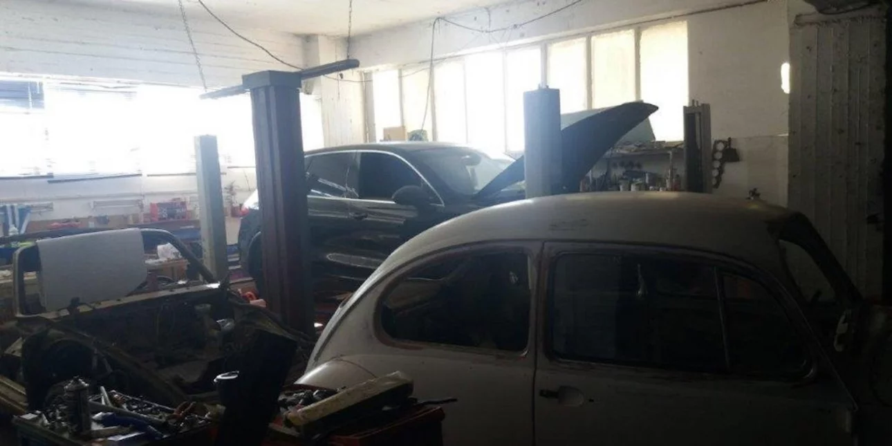 Εξαρθρώθηκε κύκλωμα που έκανε εικονικές κλοπές αυτοκινήτων – Έξι συλλήψεις