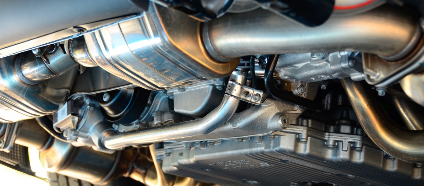 Συνελήφθη 42χρονος που έκλεβε καταλύτες αυτοκινήτων στο Μενίδι