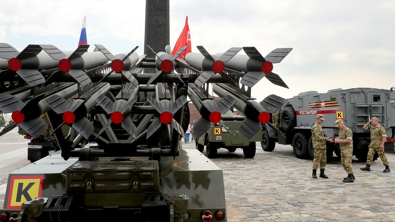 Τελεσίγραφο Ρωσίας σε ΗΠΑ για Γ’ ΠΠ: «Αν αναπτύξετε σε χερσαίες βάσεις πυραύλους κοντά σε σύνορα μας θα τους χτυπήσουμε»