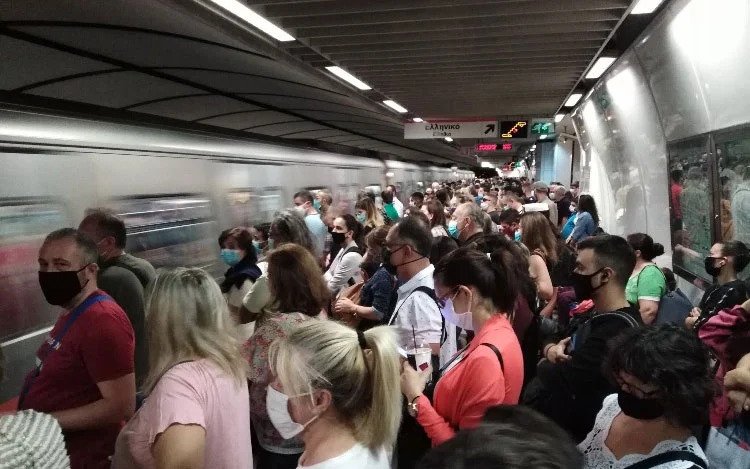 ΣΥΡΙΖΑ: Μητσοτάκης και Καραμανλής να απολογηθούν για το χάος στα ΜΜΜ