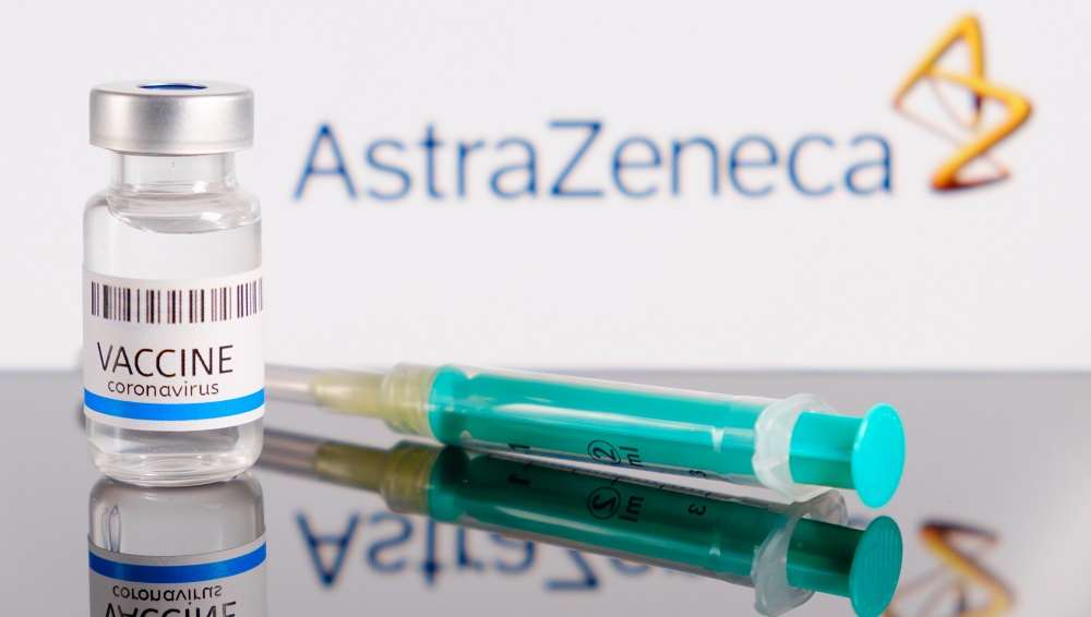 Η Ιταλία συστήνει τη χρήση του εμβολίου της AstraZeneca στους άνω των 60 ετών