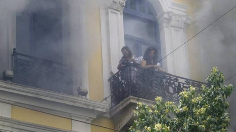 Υπόθεση Marfin: Δύο εμπρηστικές επιθέσεις «οδηγούν» στους δράστες του εγκλήματος