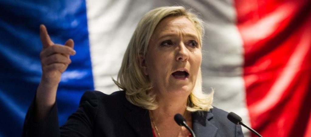 Μαρίν Λε Πεν: Θέτει υποψηφιότητα για τις προεδρικές εκλογές της Γαλλίας του 2022