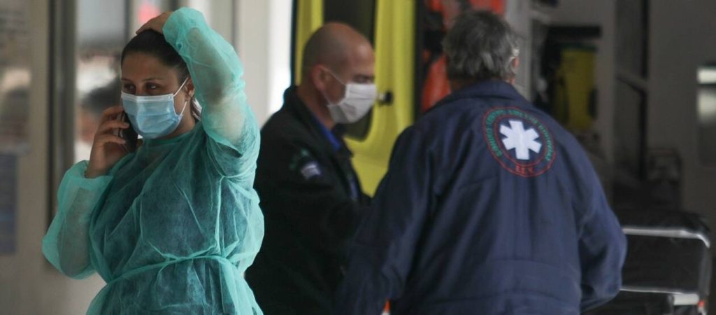 Κορωνοϊός: Στα 2.801 τα νέα κρούσματα το τελευταίο 24ωρο – Στους 75 οι θάνατοι