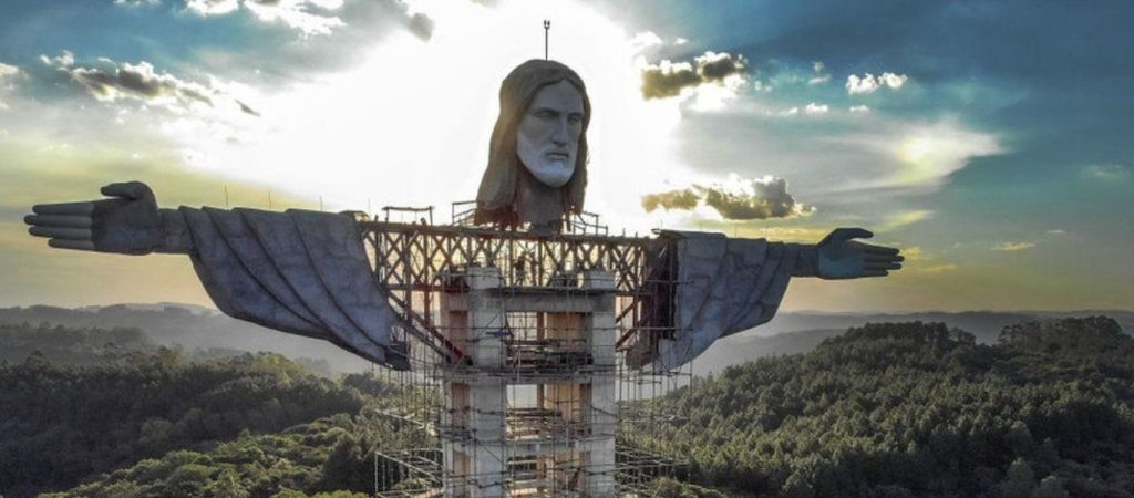 Βραζιλία: Υπό κατασκευή νέο άγαλμα του Χριστού – Στόχος να ξεπεράσει αυτό του Ρίο (βίντεο)