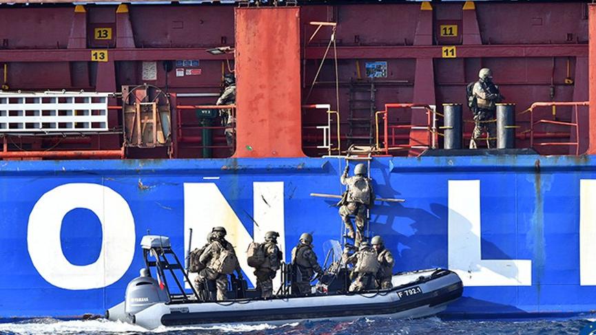 Γάλλοι πεζοναύτες πραγματοποίησαν ρεσάλτο σε τουρκικό πλοίο έξω από την Λιβύη