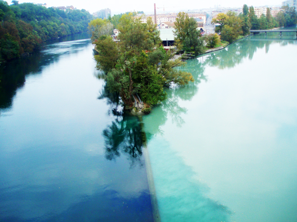 Δείτε εντυπωσιακές εικόνες από την «ένωση» δύο ποταμών! (φωτο)