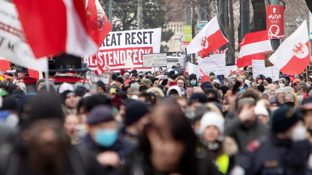 Μπαράζ μαζικών διαδηλώσεων κατά του lockdown στη Βόρεια Ευρώπη – Μεγάλες αντιδράσεις και συλλήψεις (βίντεο)
