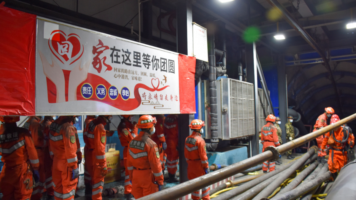 Κίνα: Εγκλωβισμός 21 ανθρακωρύχων σε ορυχείο μετά από ατύχημα στην περιοχή Σιντζιάνγκ