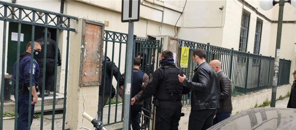 Διπλό φονικό – Μακρινίτσα: «Για ποιο λόγο να ζητήσω συγγνώμη – Έχω ένα μαύρο πέπλο»