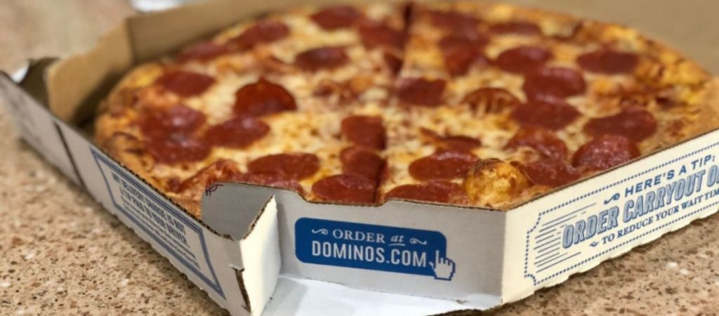 Domino’s: Λανσάρει το delivery πίτσας με ρομπότ της εταιρίας Nuro (βίντεο)