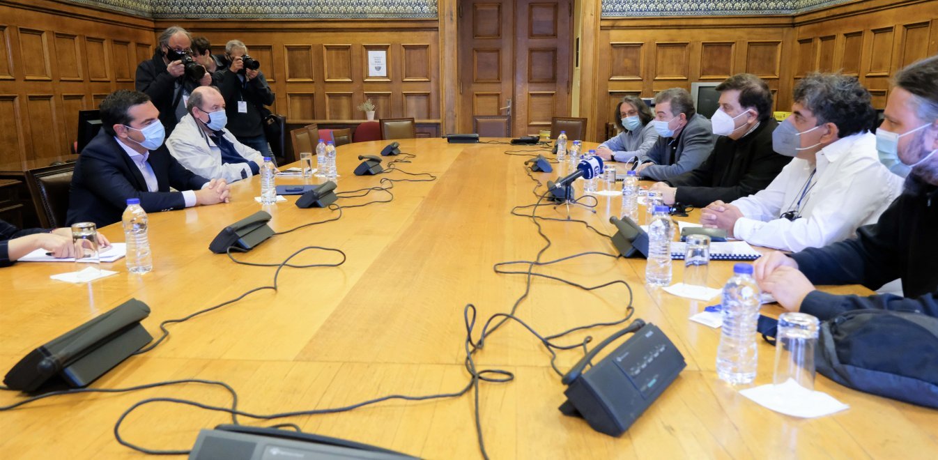 Α. Τσίπρας και ΟΛΜΕ για το νέο σύστημα εισαγωγής σε ΑΕΙ- Ζητούν αναστολή