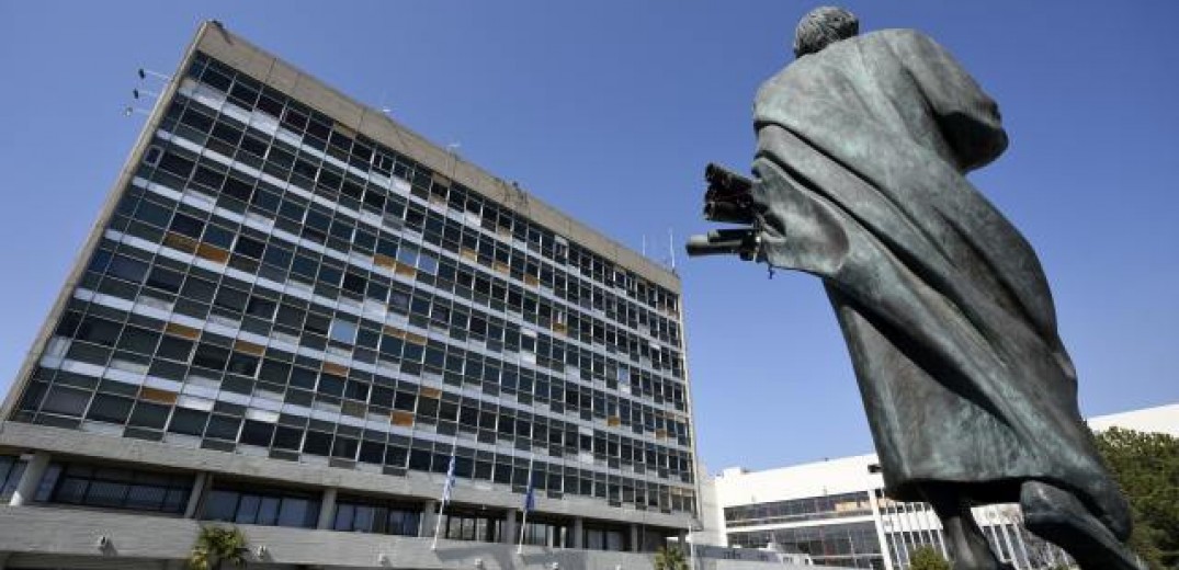 Θεσσαλονίκη: Φοιτητές απέκλεισαν την Πρυτανεία του ΑΠΘ – Διαμαρτύρονται για τον νόμο Κεραμέως – Χρυσοχοΐδη