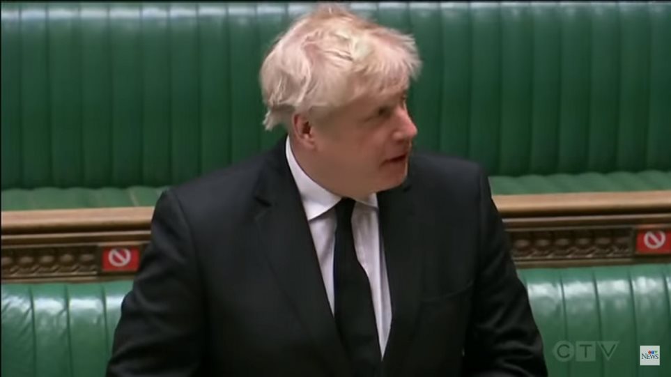 Στον κουρέα ο Μ.Τζόνσον μετά το τέλος του βρετανικού lockdown (βίντεο)