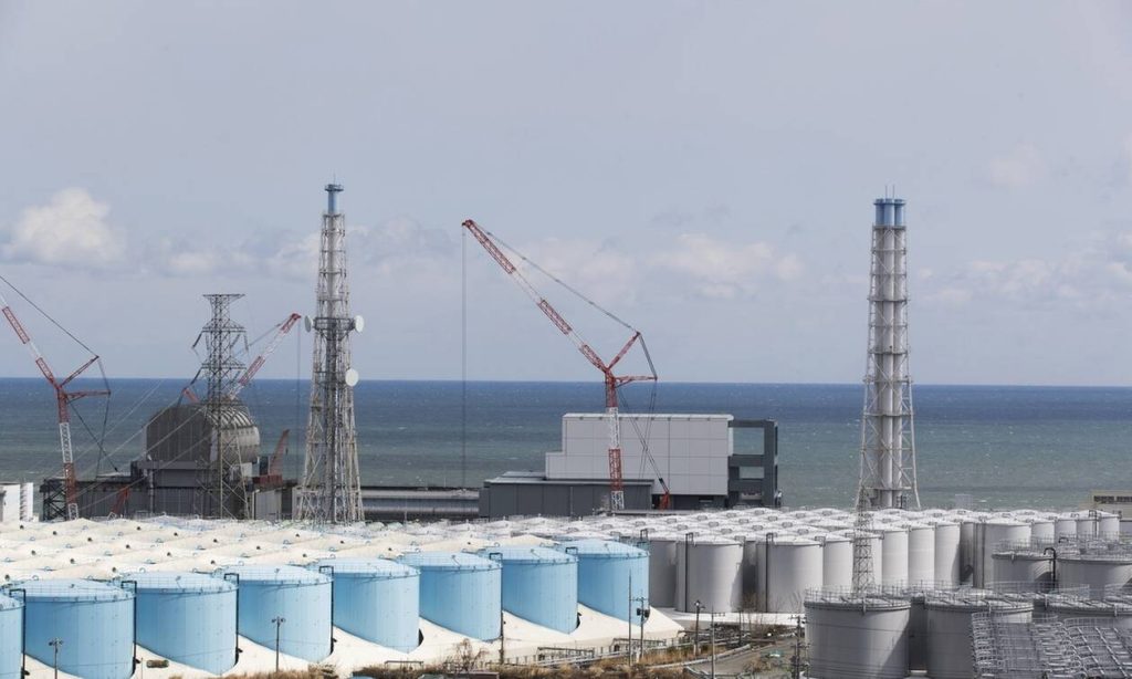H Iαπωνία αποφάσισε να πετάξει στη θάλασσα το μολυσμένο νερό από την πυρηνική εγκατάσταση στη Φουκουσίμα