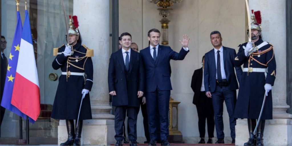 Η συνάντηση Μακρόν και Ζελένσκι για Ντονμπάς και… Rafale