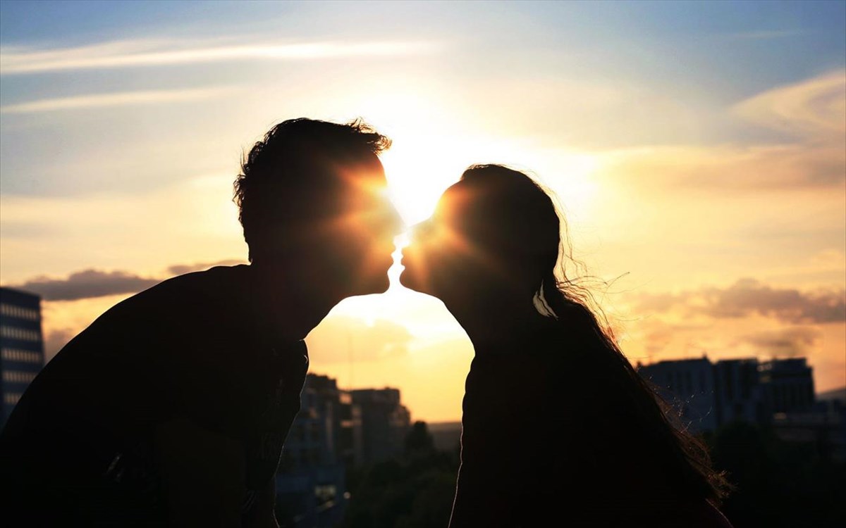 Η επιστήμη μίλησε: Σε αυτή την ηλικία οι γυναίκες είναι πιο πιθανό να γνωρίσουν τον άντρα της ζωής τους