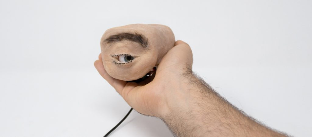 Eyecam: Γάλλος δημιούργησε την πρώτη κάμερα σε σχήμα πραγματικού ματιού (βίντεο)