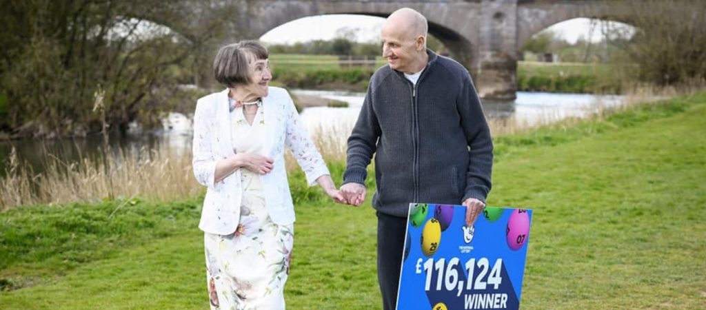 Του χαμογέλασε η τύχη – 80χρονος κέρδισε το λαχείο χάρη σε ένα λάθος