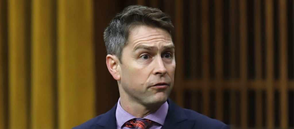 Επικό ατύχημα για πολιτικό στον Καναδά – Εμφανίστηκε γυμνός μετά από διάσκεψη στο Zoom (φώτο)