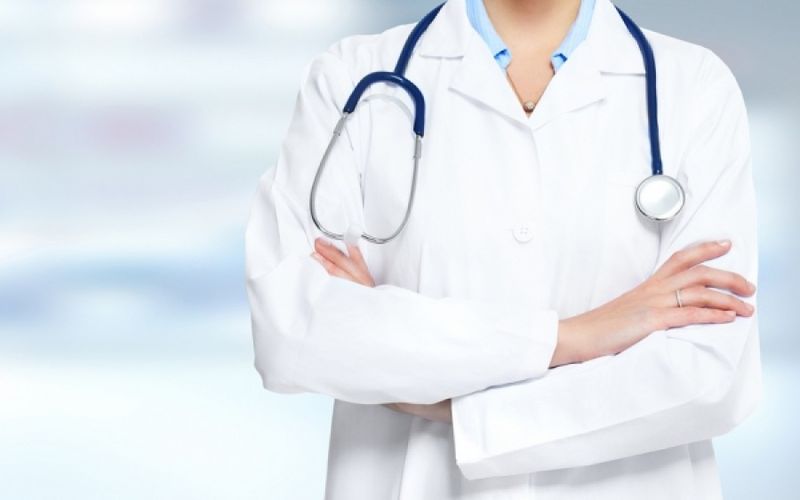 Σάλος στη Βραζιλία με γιατρό που κρατούσε σακούλες με ανθρώπινο λίπος και χόρευε στο ΤikΤok (βίντεο)