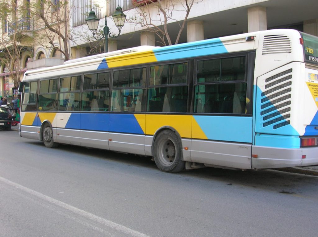 Ο δήμος Χαϊδαρίου ξεκινά πιλοτικό πρόγραμμα για προκράτηση θέσης σε δημοτικά λεωφορεία – Ποιες περιοχές εξυπηρετεί