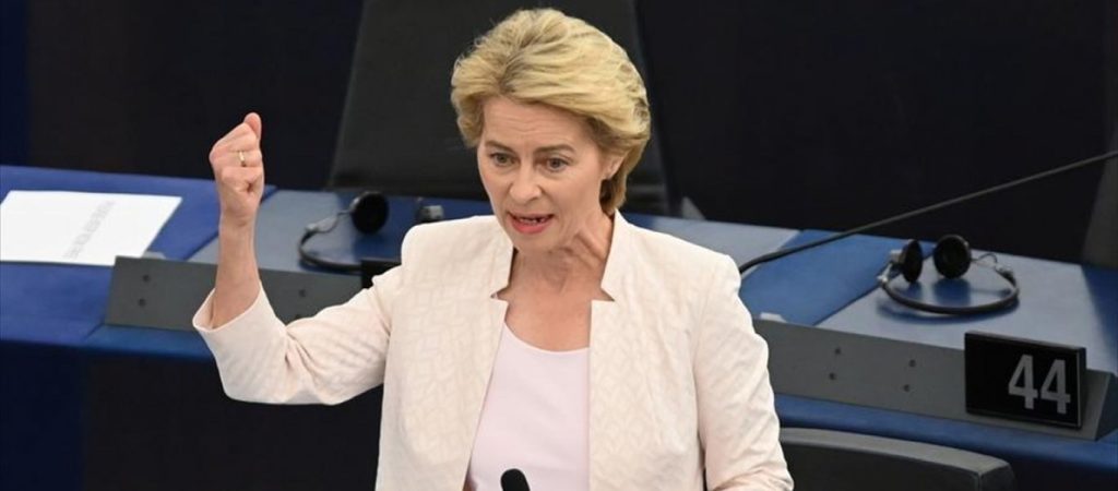 Εμβολιάστηκε κατά του κορωνοϊού η Φον ντερ Λάιεν – Το μήνυμά της