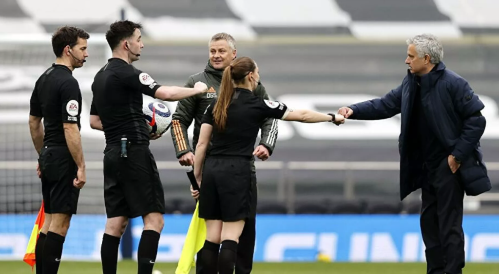 Απίθανο: Λογοκρίθηκε ποδοσφαιρικός αγώνας στο Ιράν για… χάρη της βοηθού διαιτητή (φωτο)