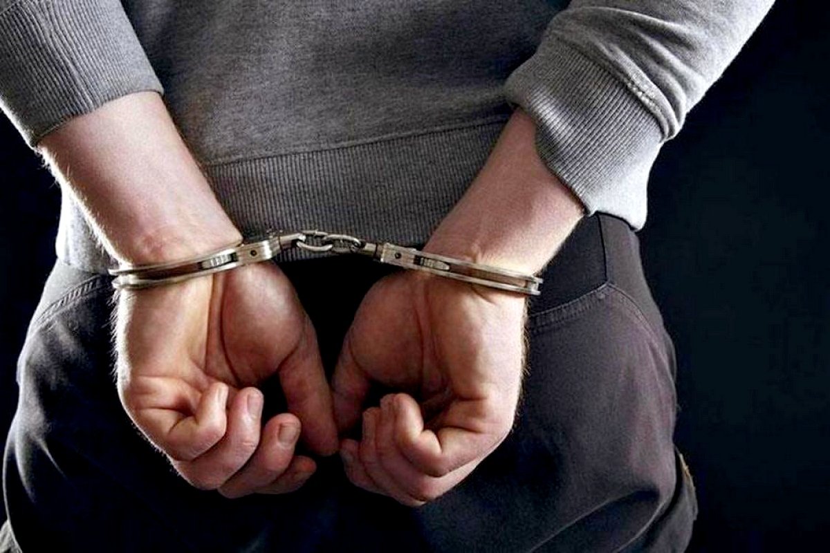 Συνελήφθη ο νεαρός που το είχε σκάσει από την υποδιεύθυνση Ασφαλείας της Κυψέλης