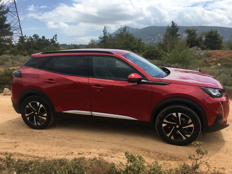Peugeot 2008 1.5 BlueHDI: Χώροι και οικονομία στην κατανάλωση το έφεραν στις πρώτες θέσεις των πωλήσεων