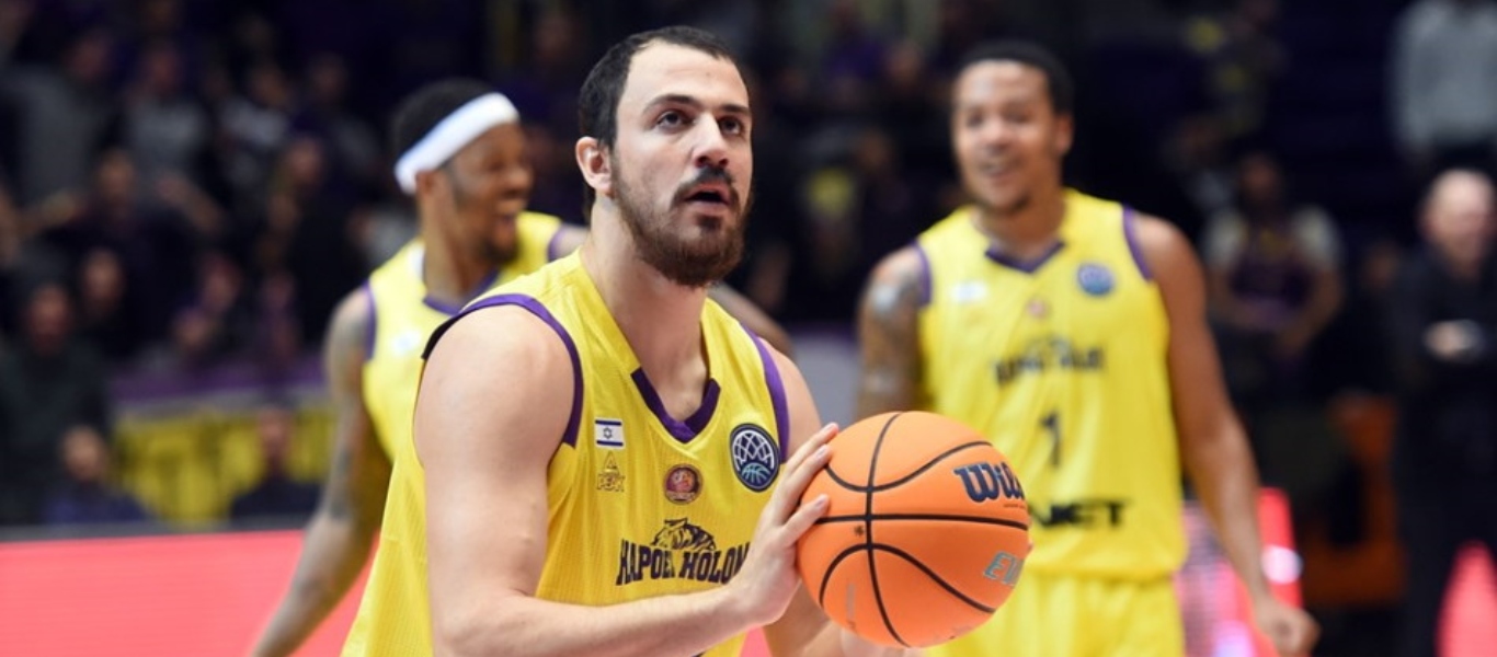 Δύσκολες στιγμές για 27χρονο μπασκετμπολίστα – Δίνει «μάχη» για την ζωή του