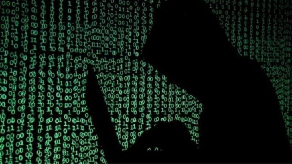 Αίγιο: Έκλεψε τους κωδικούς τραπέζης και έκανε ανενόχλητος τα ψώνια του