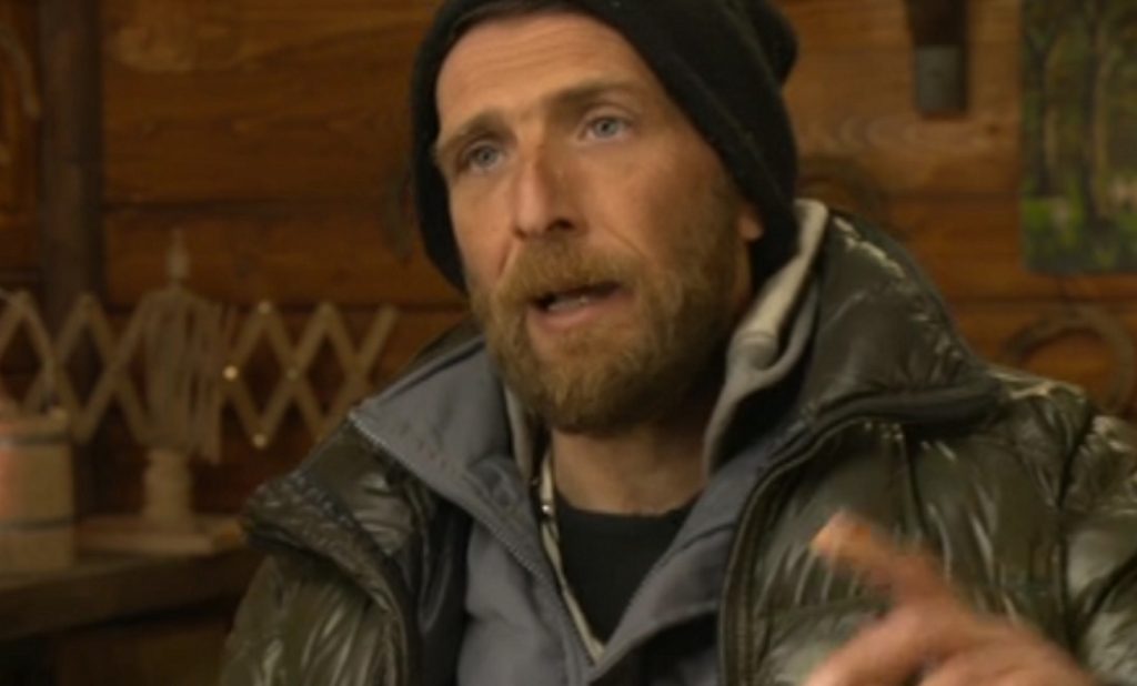 Φάρμα: Εκνευρίστηκε ο Πάτρας με τον Ντούπη – «Με πείραξε κι αν ήμουν 35 θα σας εξηγούσα το όνειρο» (βίντεο)