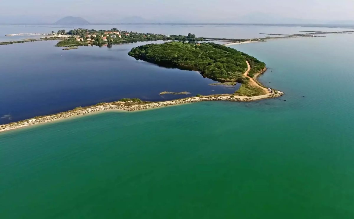 H εξωτική Πολυνησία της Ελλάδας: Εντυπωσιακές εικόνες από τον άγνωστο παράδεισο της Ελλάδας (βίντεο)