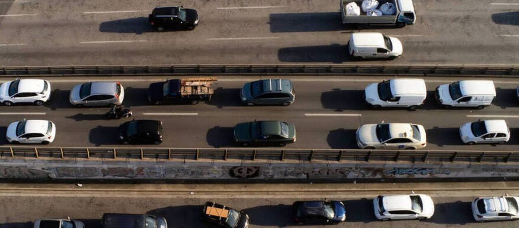Τέλη κυκλοφορίας με το… μήνα – Όσα πρέπει να ξέρετε για να πάρετε πίσω τις πινακίδες σας