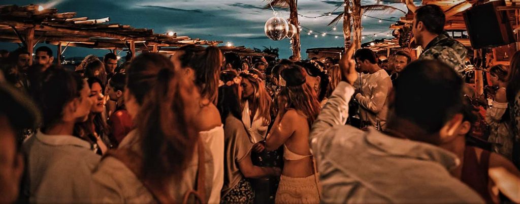 «Ψάχνουν 4 άτομα για την διοργάνωση του πάρτι στην Κυψέλη»! – Λίγη σοβαρότητα από την ΕΛΑΣ δεν θα έβλαπτε