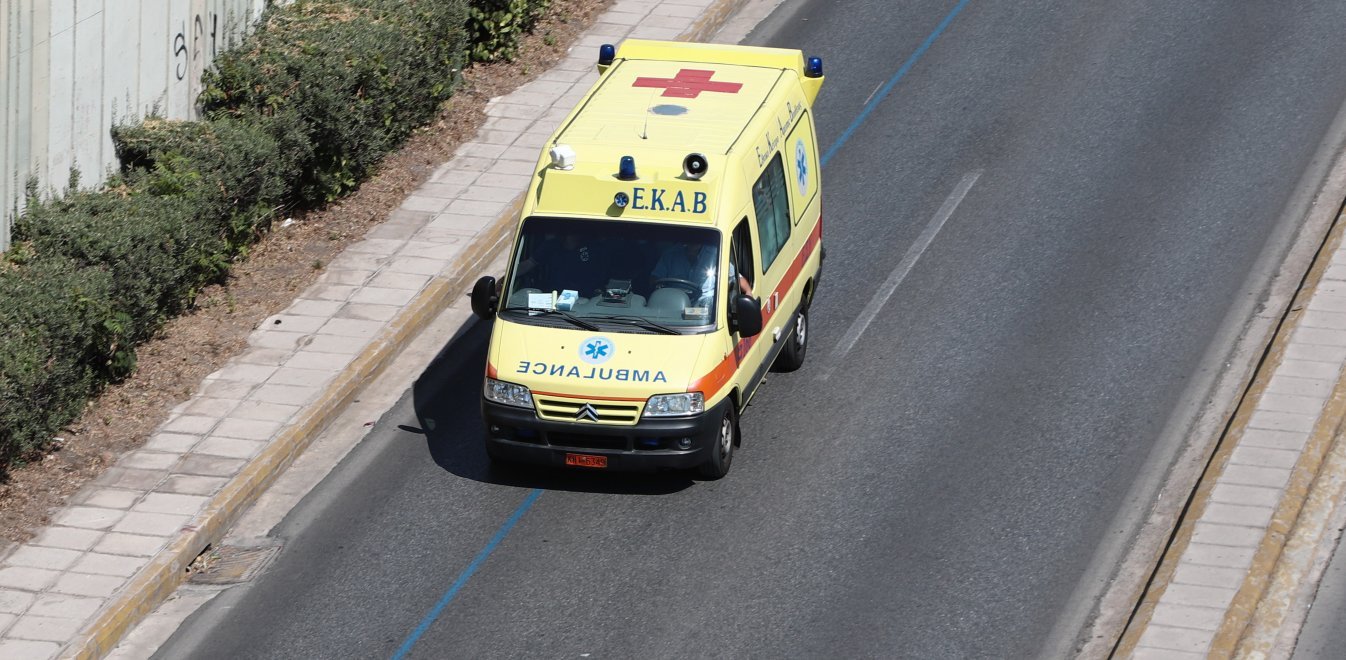 Θανατηφόρο τροχαίο στην Ικαρία – Νεκρή μια γυναίκα