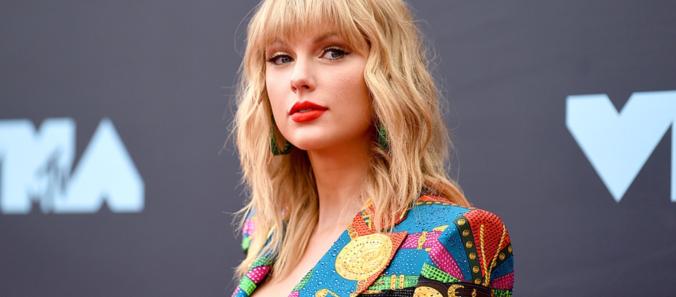 Χειροπέδες σε άνδρα που αποπειράθηκε να εισβάλει στο διαμέρισμα της Τέιλορ Σουίφτ