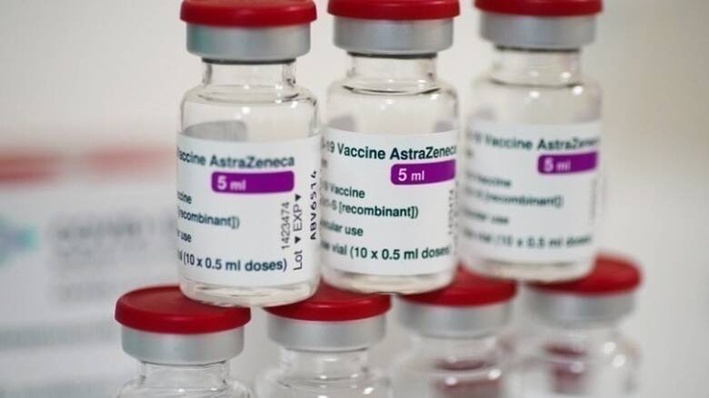 Βουλγαρία: Απαγόρευσε τη χρήση του εμβολίου της AstraZeneca για τις γυναίκες κάτω των 60 ετών