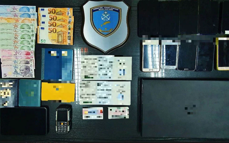 Καταδίωξη και εξάρθρωση δικτύου παράνομης διακίνησης αλλοδαπών από το Λιμενικό(βίντεο)