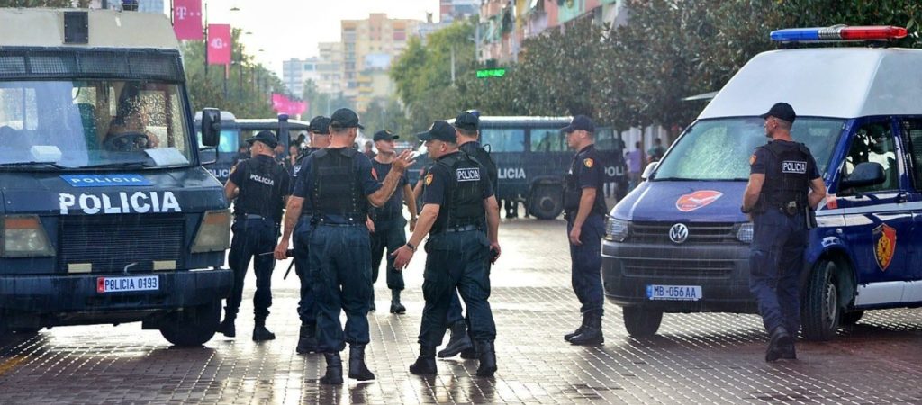 Αιματηρό επεισόδιο στο Ελμπασάν της Αλβανίας: Ένας νεκρός και τρεις τραυματίες σε επιχείρηση εκλογικής νοθείας