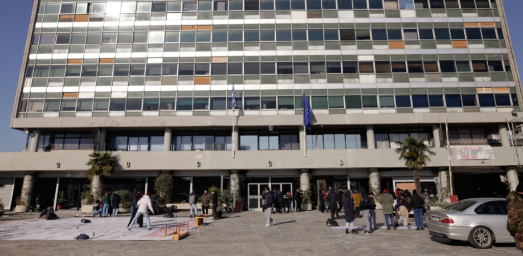 ΑΠΘ: Διαμαρτυρία φοιτητών για τον νόμο  Ν.Κεραμέως – Μ.Χρυσοχοΐδη