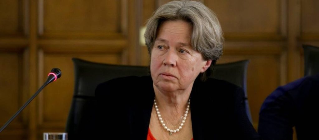 Α.Λινού: «Να μην κλειστούμε στα σπίτια μας το Πάσχα» – Η έκκληση σε Αθηναίους & Θεσσαλονικείς