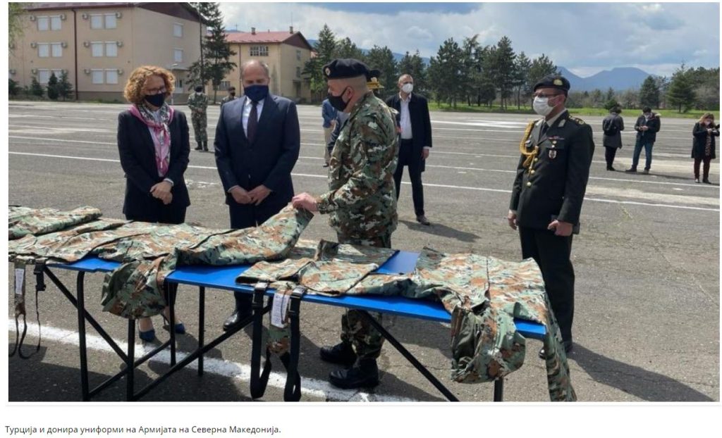 Με τουρκικές στολές πλέον ο στρατός των Σκοπίων στα βόρεια σύνορα μας