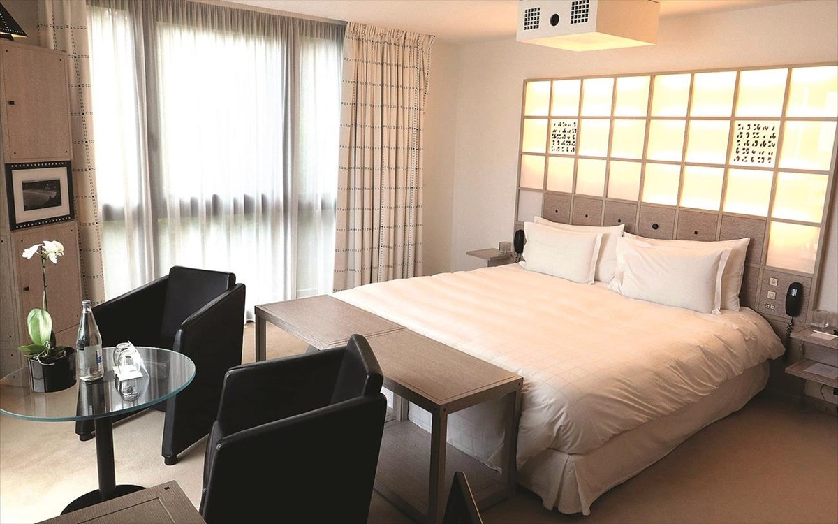 Δείτε πως θα λειτουργήσουν φέτος ξενοδοχεία, ενοικιαζόμενα δωμάτια & κάμπινγκ