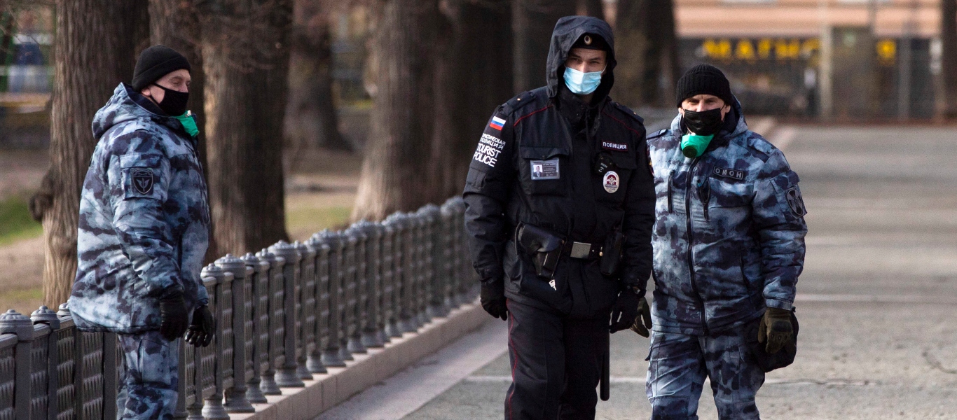 Κριμαία: Χειροπέδες σε άνδρα με την κατηγορία της κατασκοπεία υπέρ της Ουκρανίας