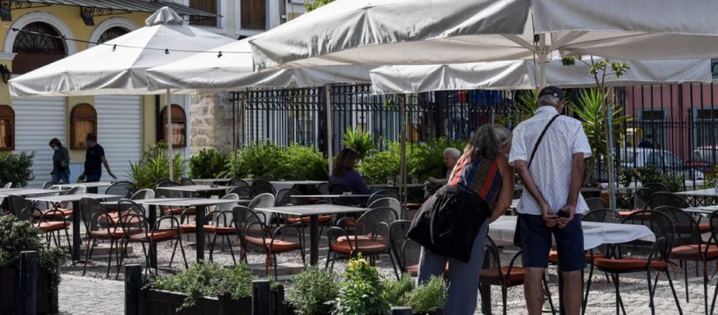 Εστίαση: Υποχρεωτικά δύο self-test για τους εργαζόμενους – Η κυβέρνηση θα καλύπτει μόνο το ένα!