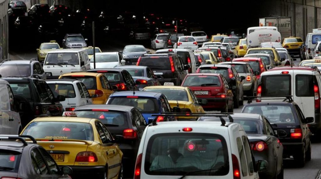 Παραγράφονται τα τέλη κυκλοφορίας που εκκρεμούν πάνω από πέντε χρόνια