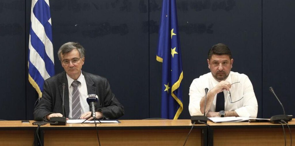 Οι χρήστες του twitter ξεσπούν για το «ακαταδίωκτο» των λοιμωξιολόγων (φωτο)